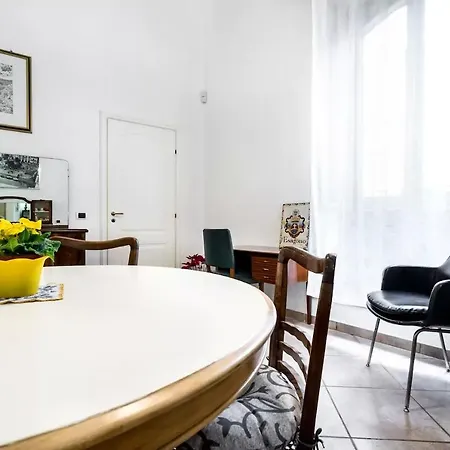 Esagono Monello 3* Avola