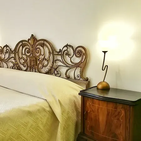 Esagono Monello 3*